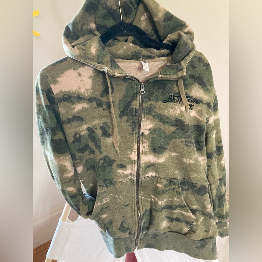 Camo crooks & castles zip up size small
